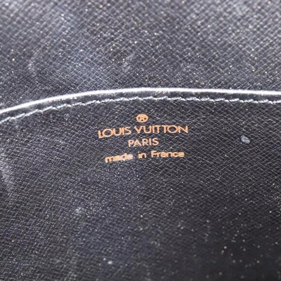 LOUIS VUITTON Epi Pochette Homme Clutch Bag Black Noir M52522 LV Auth - Picture 3 of 12
